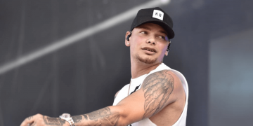 Kane Brown Net Worth 2022: Earnings, Career, & Biography